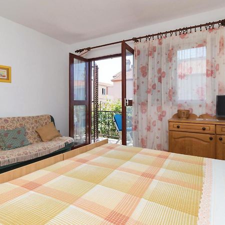 Nice Apartment In Zadar With Wifi Exteriör bild