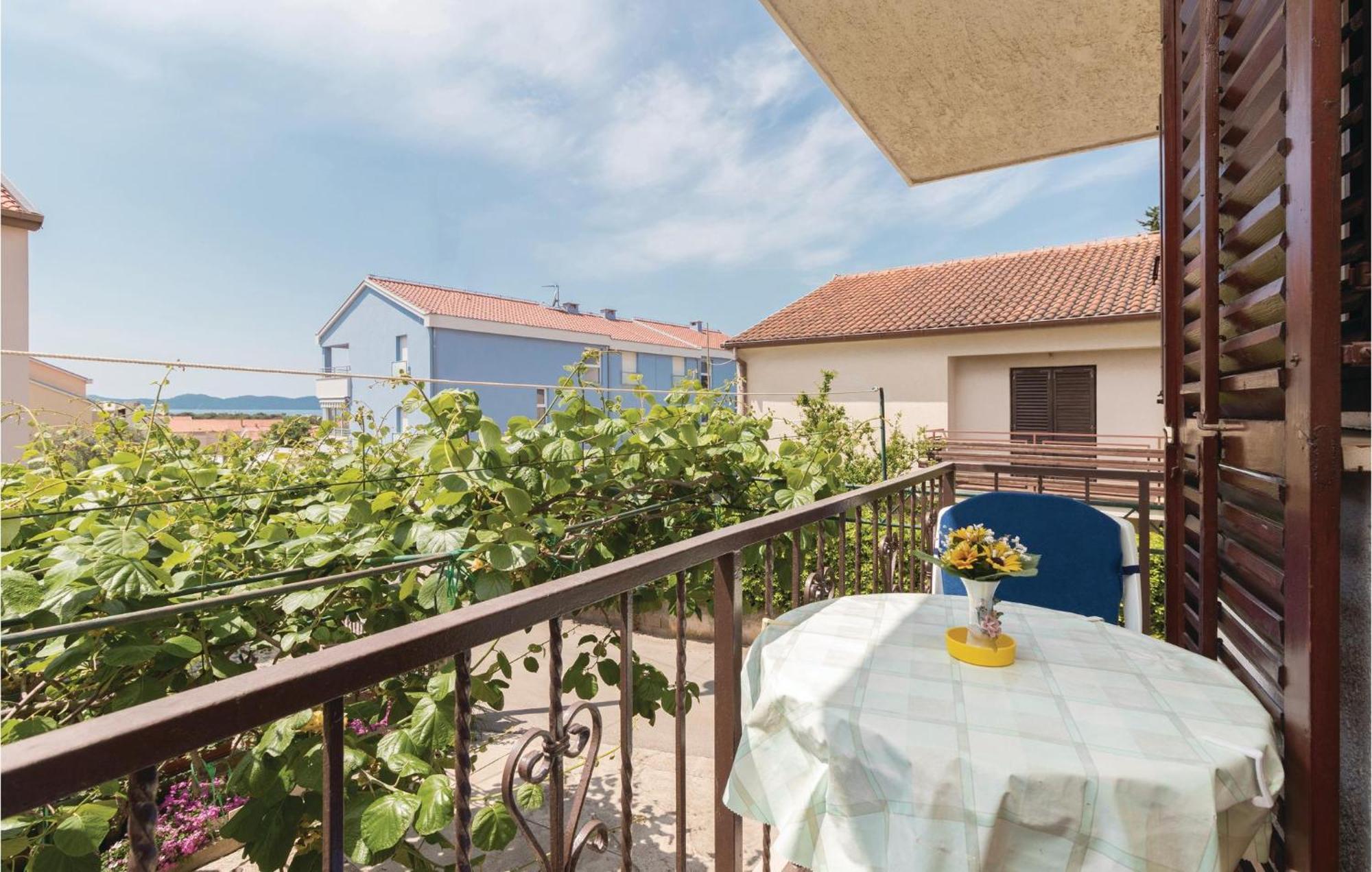 Nice Apartment In Zadar With Wifi Exteriör bild